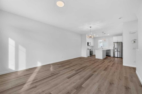 32 Red Embers Plaza Ne, Calgary, AB - Indoor Photo Showing Other Room