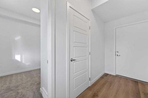 32 Red Embers Plaza Ne, Calgary, AB - Indoor Photo Showing Other Room