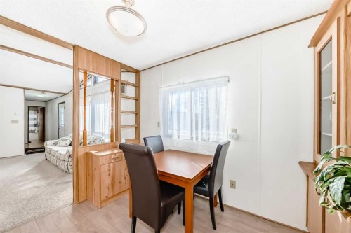 3227 Burroughs Manor Ne, Calgary, AB 