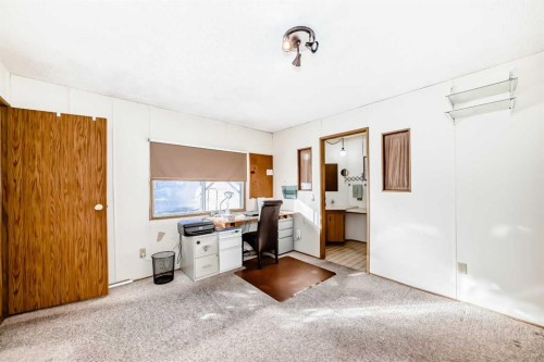 3227 Burroughs Manor Ne, Calgary, AB 