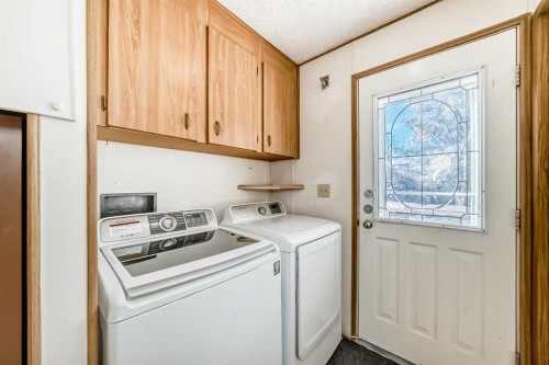 3227 Burroughs Manor Ne, Calgary, AB 