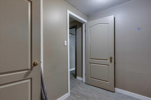 5929 West Park Crescent, Red Deer, AB - Indoor Photo Showing Other Room