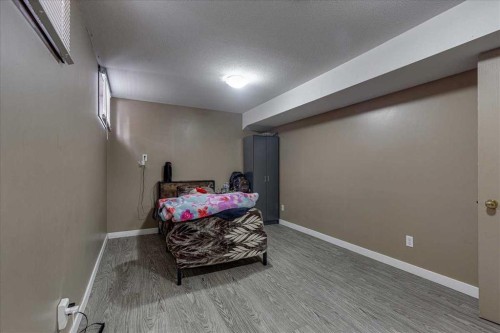 5929 West Park Crescent, Red Deer, AB - Indoor