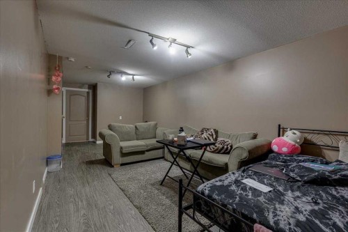 5929 West Park Crescent, Red Deer, AB - Indoor