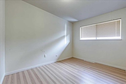 5929 West Park Crescent, Red Deer, AB - Indoor Photo Showing Other Room