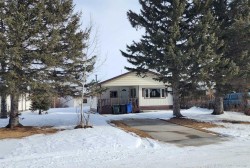 225 4 Street NWSundre, AB T0M 1X0