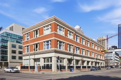 301-1117 1 Street SW Calgary, AB T2R 0T9