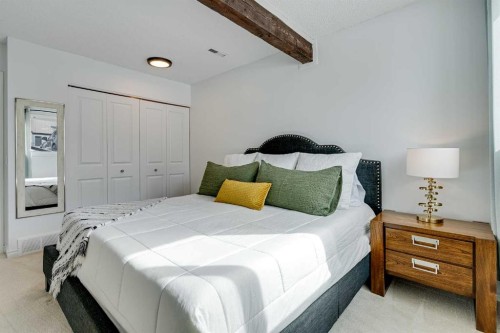 120 Oaktree Lane Sw, Calgary, AB - Indoor Photo Showing Bedroom
