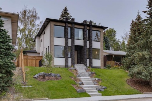 1307 Hamilton Street Nw, Calgary, AB - Outdoor