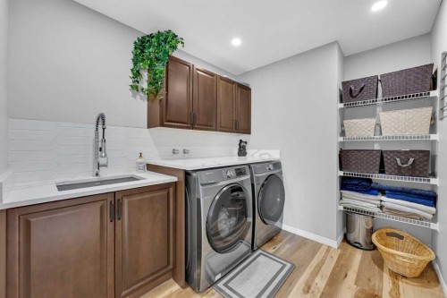 114 Morningside Circle Sw, Airdrie, AB - Indoor Photo Showing Laundry Room