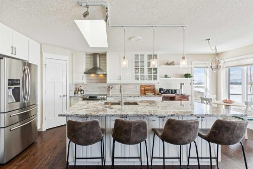 642 Schooner Cove Nw, Calgary, AB - Indoor Photo Showing Kitchen With Stainless Steel Kitchen With Upgraded Kitchen