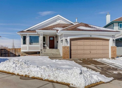 642 Schooner Cove Nw, Calgary, AB - Outdoor