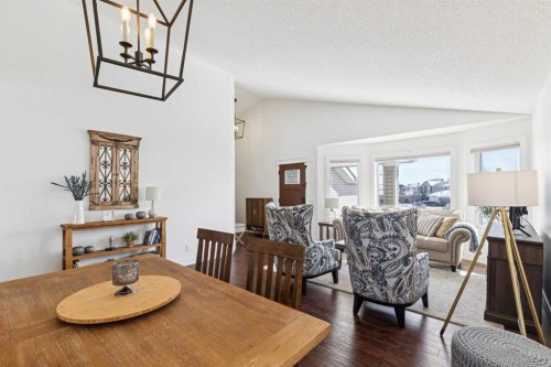 642 Schooner Cove Nw, Calgary, AB - Indoor