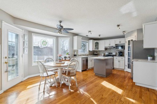 420 Rocky Ridge Bay Nw, Calgary, AB - Indoor