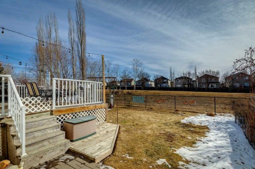 420 Rocky Ridge Bay Nw, Calgary, AB - Outdoor