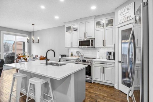 26-351 Monteith Drive Se, High River, AB - Indoor Photo Showing Kitchen With Double Sink With Upgraded Kitchen