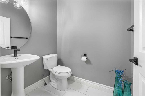 26-351 Monteith Drive Se, High River, AB - Indoor Photo Showing Bathroom