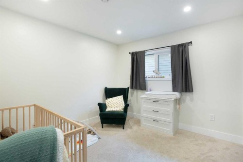 1032 18 Avenue Se, Calgary, AB - Indoor Photo Showing Bedroom