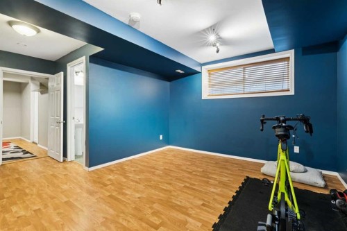 27 Everstone Way Sw, Calgary, AB - Indoor