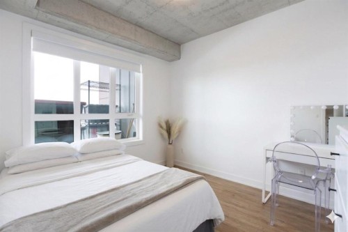 2620-60 Skyview Ranch Road Ne, Calgary, AB - Indoor Photo Showing Bedroom