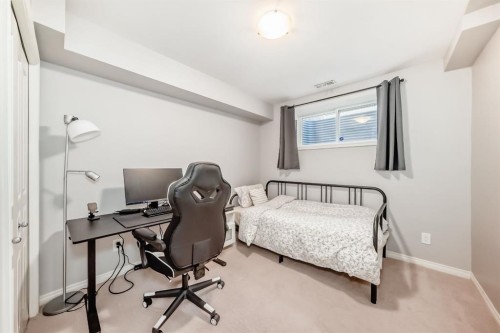 44 Aspen Hills Close Sw, Calgary, AB - Indoor
