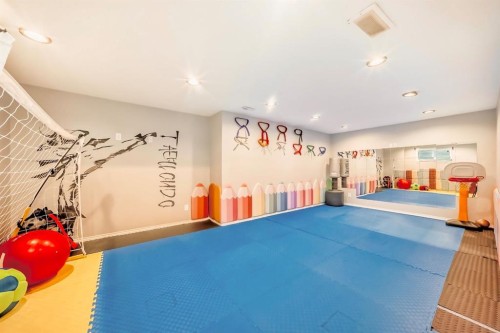 44 Aspen Hills Close Sw, Calgary, AB - Indoor Photo Showing Other Room