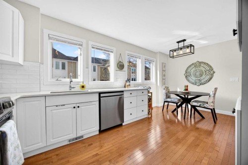 94 Candle Terrace Sw, Calgary, AB - Indoor