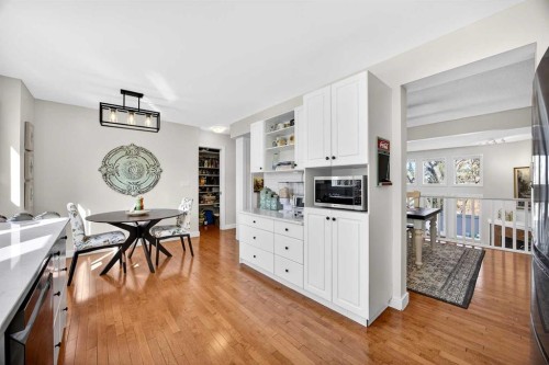 94 Candle Terrace Sw, Calgary, AB - Indoor