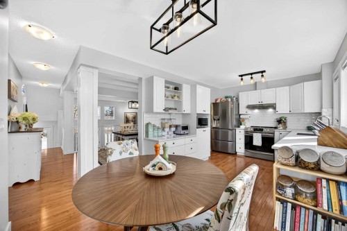 94 Candle Terrace Sw, Calgary, AB - Indoor