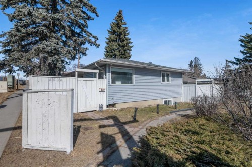 4504 14 Street Nw, Calgary, AB - Outdoor