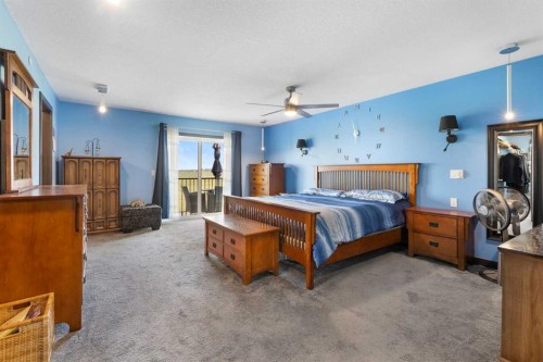 670 Muirfield Crescent, Lyalta, AB - Indoor Photo Showing Bedroom
