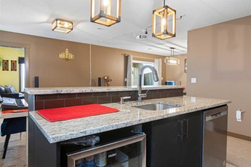670 Muirfield Crescent, Lyalta, AB - Indoor Photo Showing Kitchen