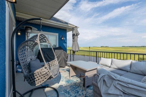 670 Muirfield Crescent, Lyalta, AB - Outdoor