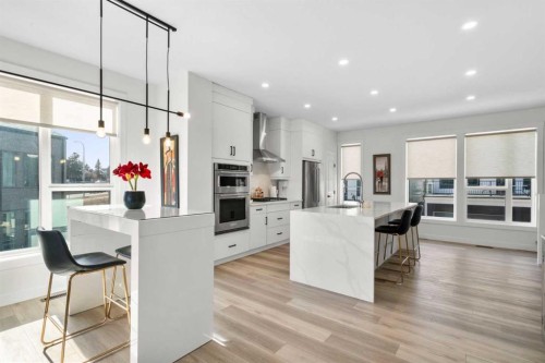 244 Sovereign Common Sw, Calgary, AB - Indoor