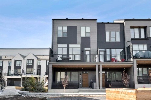 244 Sovereign Common Sw, Calgary, AB - Outdoor With Facade