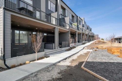 244 Sovereign Common Sw, Calgary, AB - Outdoor