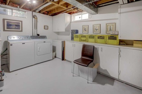 540 Lysander Drive Se, Calgary, AB - Indoor Photo Showing Laundry Room