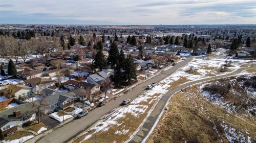 540 Lysander Drive Se, Calgary, AB - Outdoor With View