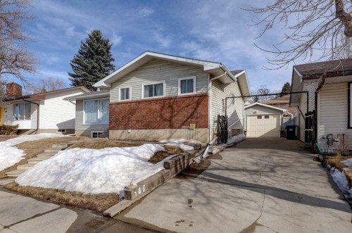 540 Lysander Drive Se, Calgary, AB - Outdoor