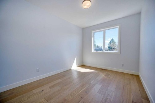 2008 26A Street Sw, Calgary, AB - Indoor Photo Showing Other Room