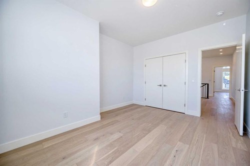 2008 26A Street Sw, Calgary, AB - Indoor Photo Showing Other Room