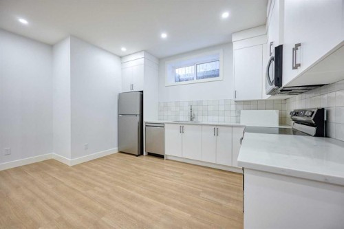 2008 26A Street Sw, Calgary, AB - Indoor Photo Showing Kitchen