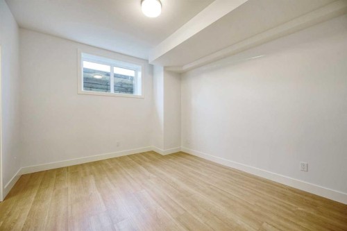 2008 26A Street Sw, Calgary, AB - Indoor Photo Showing Other Room