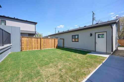 2008 26A Street Sw, Calgary, AB - Outdoor With Exterior