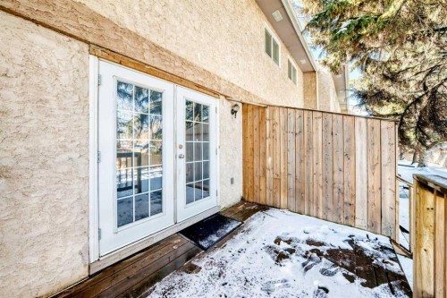 6-4630 46 Avenue, Olds, AB - Outdoor With Exterior