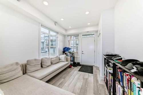 3112-410 Seton Passage Se, Calgary, AB - Indoor Photo Showing Other Room