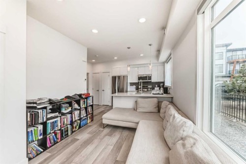 3112-410 Seton Passage Se, Calgary, AB - Indoor