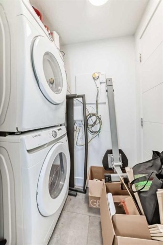 3112-410 Seton Passage Se, Calgary, AB - Indoor Photo Showing Laundry Room