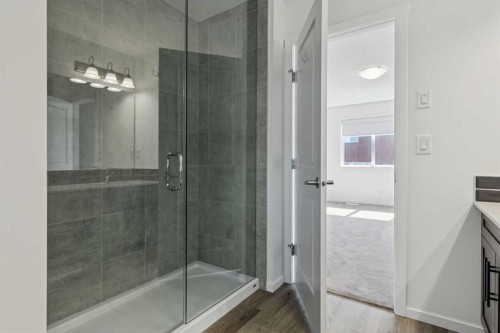 25 Yorkstone Row Sw, Calgary, AB - Indoor Photo Showing Bathroom