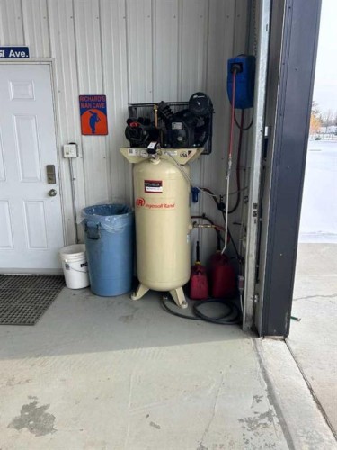 270165 Range Road 291 Se, Airdrie, AB - Indoor Photo Showing Basement